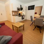 Stadler - Metzgerwirt ホテル 3*