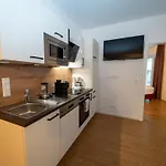 Stadler - Metzgerwirt 3*
