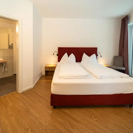 Stadler - Metzgerwirt Szálloda 3*