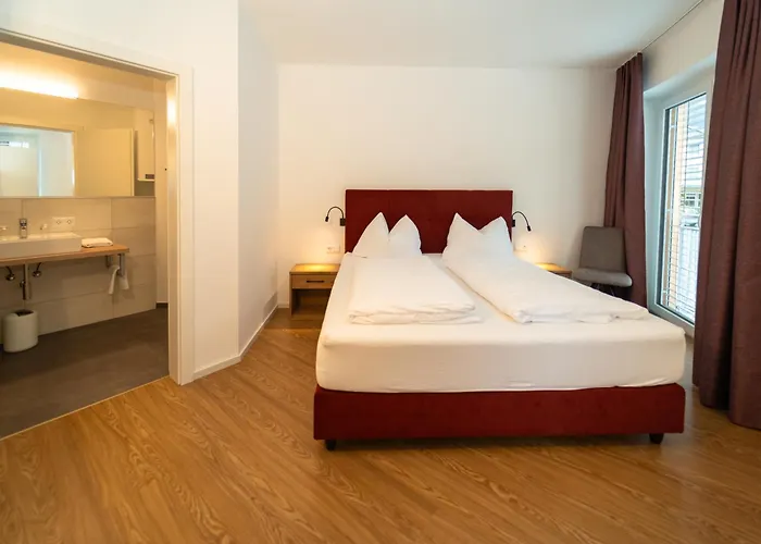 Stadler - Metzgerwirt ホテル 3*